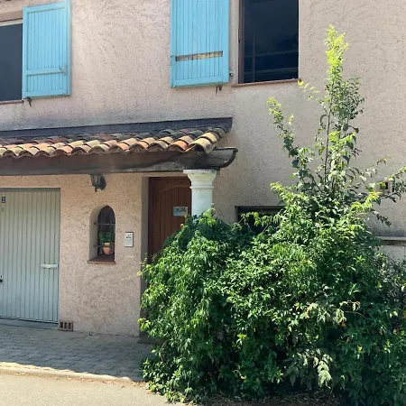 Privee Avec Salle D'eau Et Terrasse Au Calme Homestay
